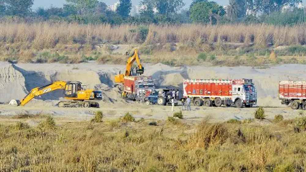 एसडीएम-तहसीलदार करेंगे मॉनिटरिंग, अवैध रेत उत्खनन रोकने बनेगी ग्राम निगरानी समिति
