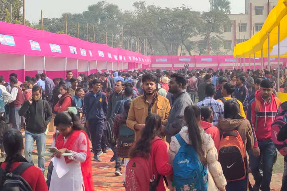 आईटीआई कोनी में दो दिवसीय आयोजन, संभाग स्तरीय रोजगार मेला शुरू