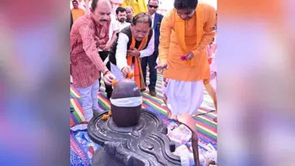 सिरीमकेला में सामुदायिक भवन बनाने की घोषणा, CM साय हुए प्राण प्रतिष्ठा समारोह में शामिल