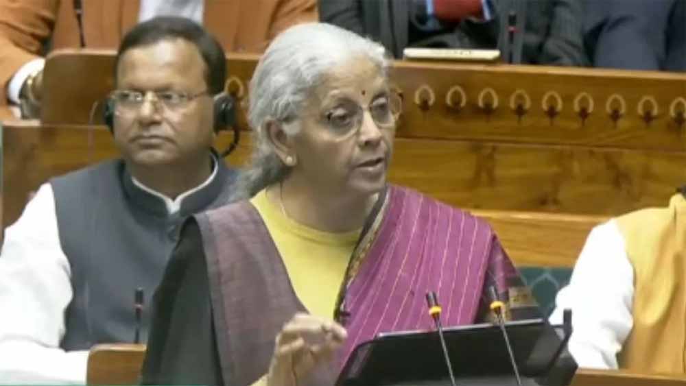 भारत के आर्थिक विकास के लिए बताया 6 सूत्रीय फॉर्मूला, वित्त मंत्री सीतारमण पेश कर रहीं आम बजट