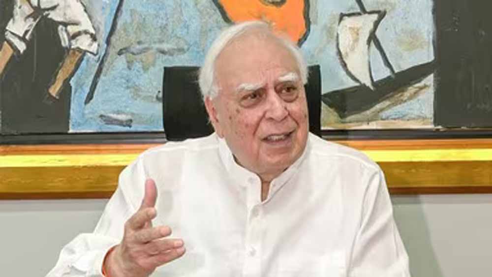 भाजपा ने राहुल गांधी से मांगा जवाब, एपस्टीन फाइल्स को लेकर कपिल सिब्बल को घेरा