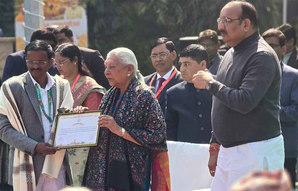 अमरूद व शिमला मिर्च उत्पादन से कमाए पांच लाख, ड्रिप इरिगेशन का प्रयोग कर 4.09 हेक्टेयर में लगाई थी फसल