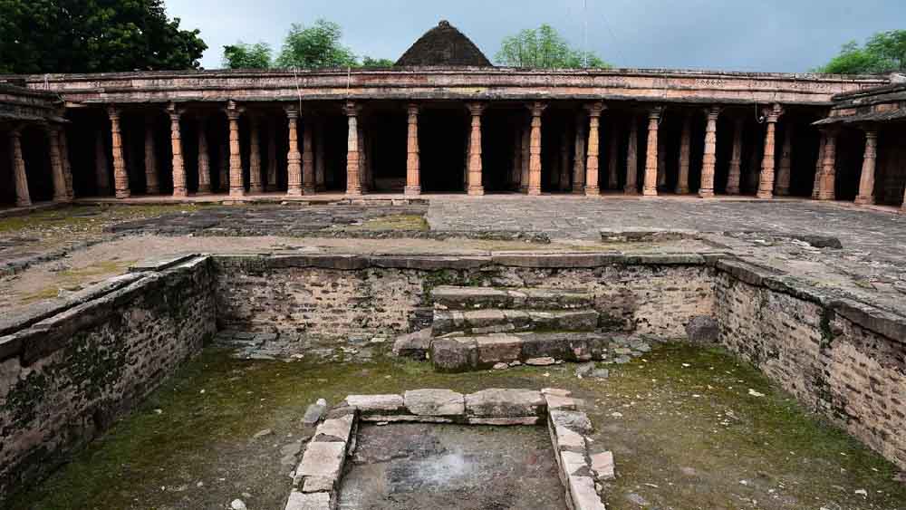 धार भोजशाला केस में चौंकाने वाला मोड़: ‘सीलबंद’ रिपोर्ट पहले से पक्षकारों के पास