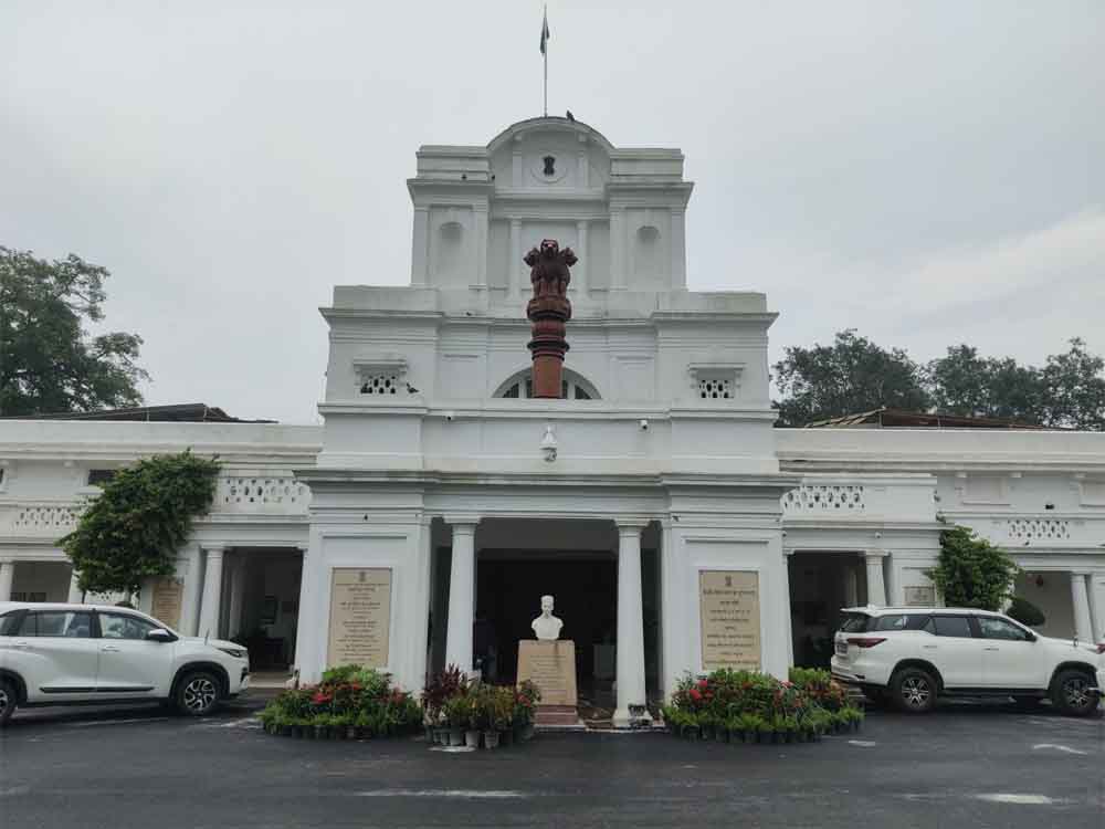 दिल्ली बनाम पंजाब विवाद तेज, विधानसभा ने अफसरों से मांगा जवाब, तय की अंतिम तारीख