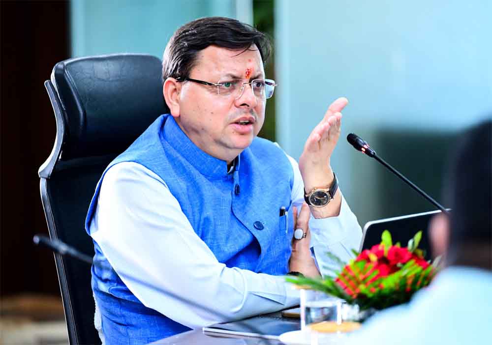 सरकारी संस्थानों में सुरक्षा बढ़ाने की तैयारी, पुष्कर सिंह धामी ने दिए सख्त निर्देश