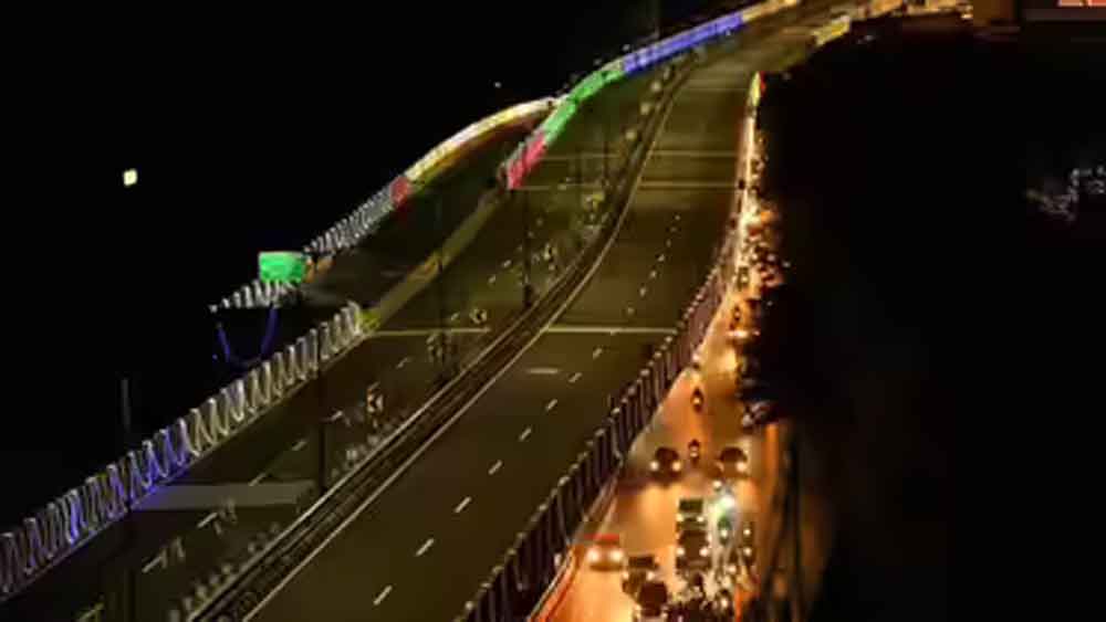 यातायात में क्रांति! ₹2200 करोड़ की लागत से बन रहा भारत का सबसे लंबा फ्लाईओवर, कौन कर रहा निर्माण?