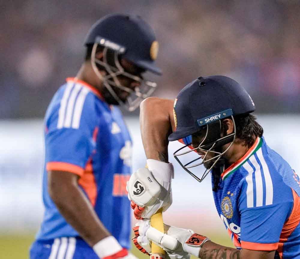 सैमसन की नाकामी पर थरूर का रिएक्शन वायरल, कहा– किस्मत खराब; ईशान किशन को बताया भरोसेमंद खिलाड़ी