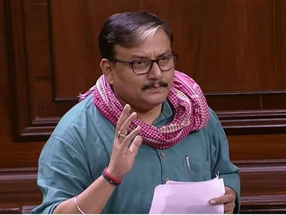 भारत-अमेरिका व्यापार समझौते पर मनोज झा का जोर: संसद की भूमिका अहम