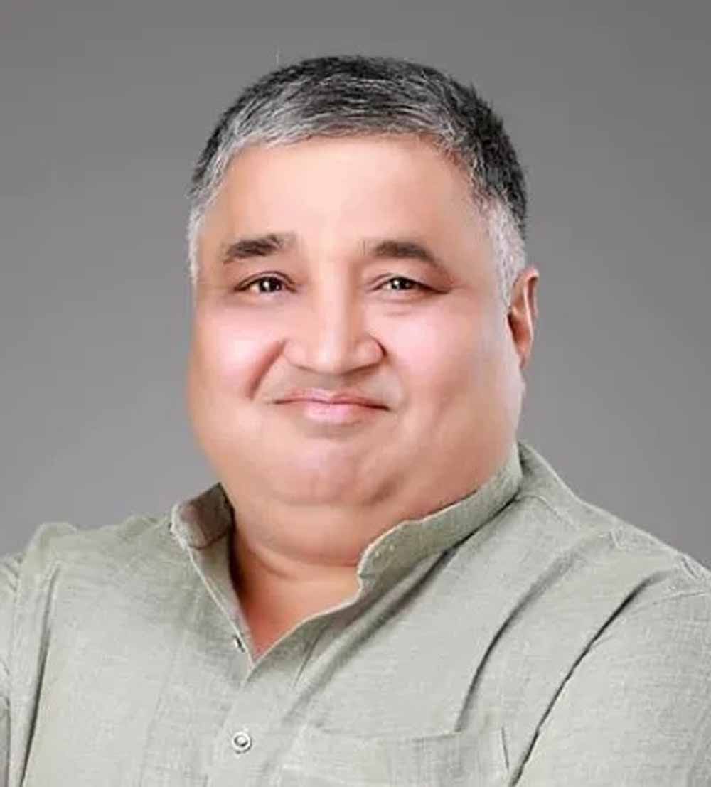 यात्रियों की सुविधा में नया आयाम : पर्यटन मंत्री  राजेश अग्रवाल के प्रयास से अंबिकापुर-दुर्ग एक्सप्रेस अब रायपुर स्टेशन के प्लेटफॉर्म-1 से चलेगी