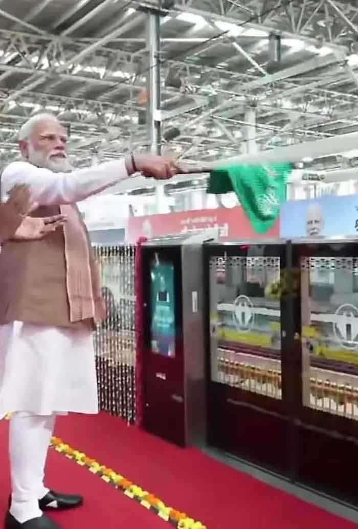 88 किमी सफर अब सिर्फ 55 मिनट में, पीएम मोदी ने नमो भारत और मेरठ मेट्रो का किया शुभारंभ