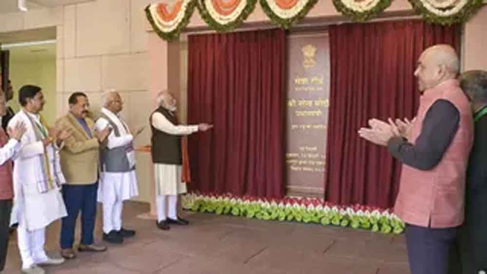 सेवा तीर्थ से PM मोदी के 4 बड़े फैसले: महिलाओं, युवाओं को मिला खास तोहफा