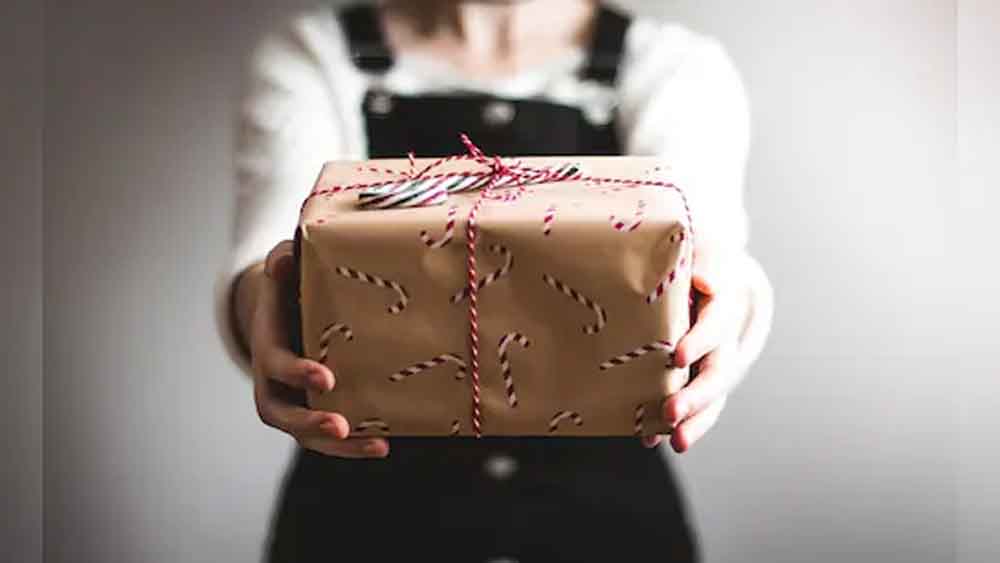 गिफ्ट की आड़ में खूनी खेल, इंदौर में सनसनी—पीयूष की हैवानियत ने दहला दिया शहर