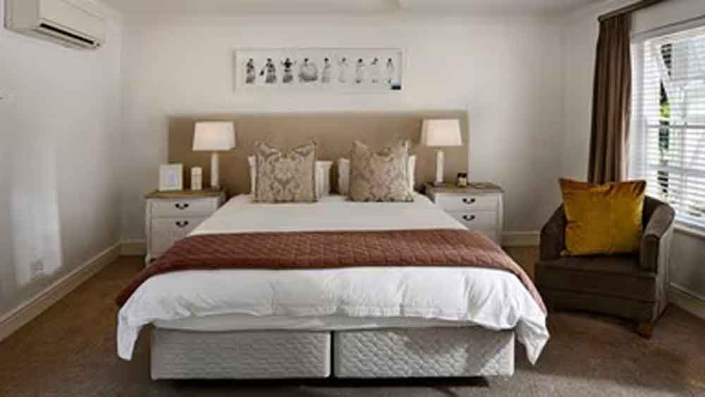 दिल्ली में लग्ज़री स्टे महंगा क्यों? 5-स्टार होटलों के रूम रेट में अचानक उछाल का पूरा सच