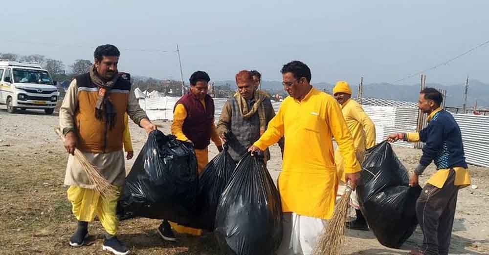 समारोह के बाद एक्शन मोड में टीम, बैरागी द्वीप पर व्यापक सफाई अभियान शुरू