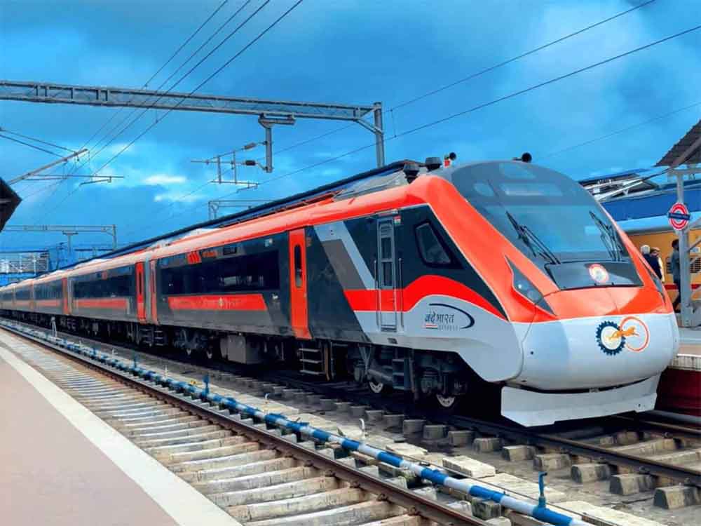 नई वंदे भारत से सफर होगा सुपरफास्ट! 13 घंटे में गोवा पहुंचने की तैयारी, देखें डिटेल्स