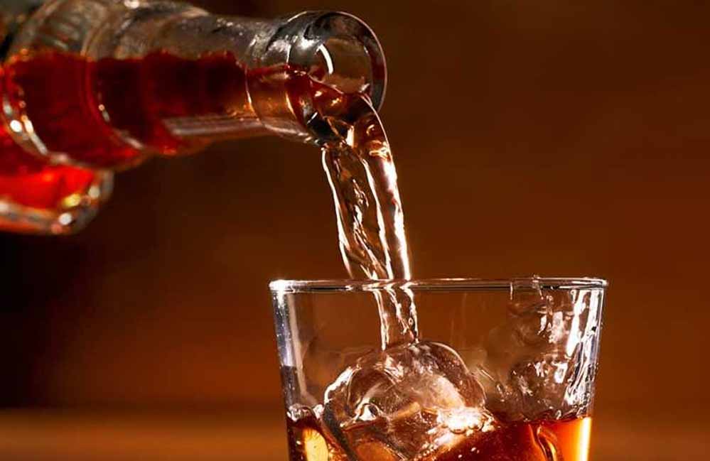 सऊदी अरब में पहली बार खुली शराब की दुकान, क्राउन प्रिंस मोहम्मद बिन सलमान का बड़ा कदम