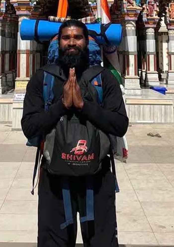 सड़कों पर 232 दिन का सफर! यूपी के इस जज़्बाती नौजवान की जिद के पीछे बड़ी वजह?