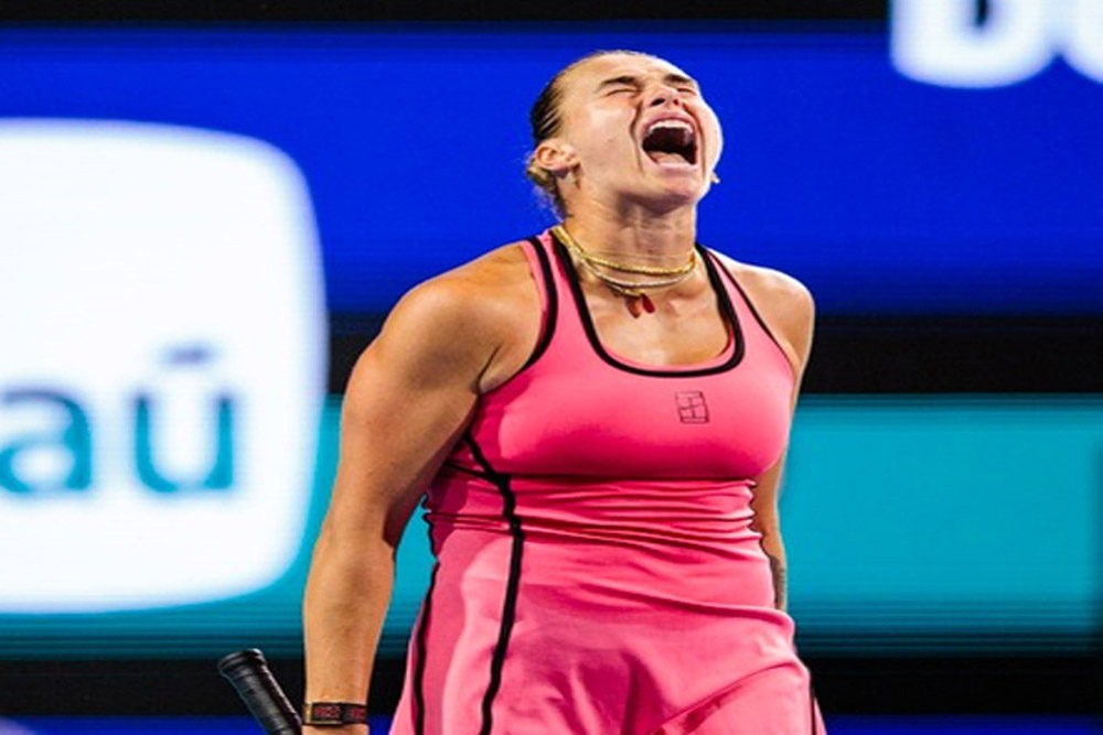 इगा स्वियातेक का रिकॉर्ड तोड़कर नंबर 1 की कुर्सी पर सबालेंका का कब्जा