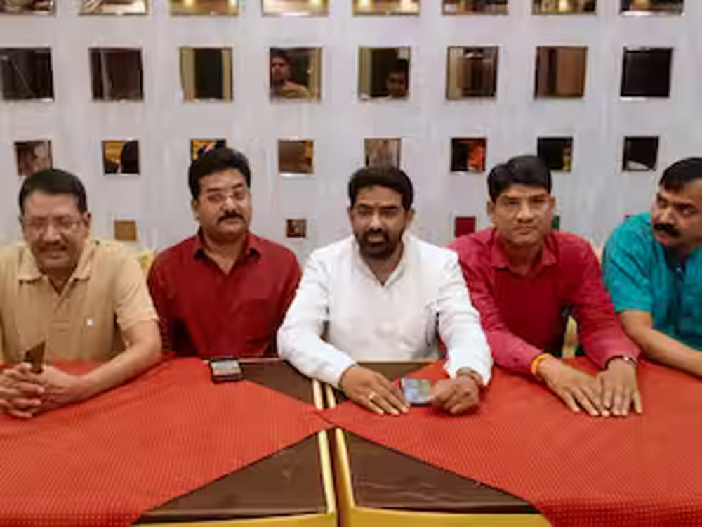 सामाजिक कुरीतियों और फिजूलखर्ची के खिलाफ धाकड़ समाज के सम्मेलन में बना बड़ा रणनीतिक प्लान