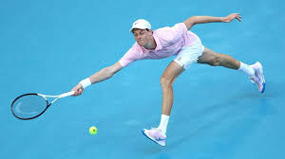 टेनिस का नया सुल्तान, सिनर ने फेडरर के रिकॉर्ड की बराबरी की, मियामी ओपन फाइनल में लेहेका को दी मात