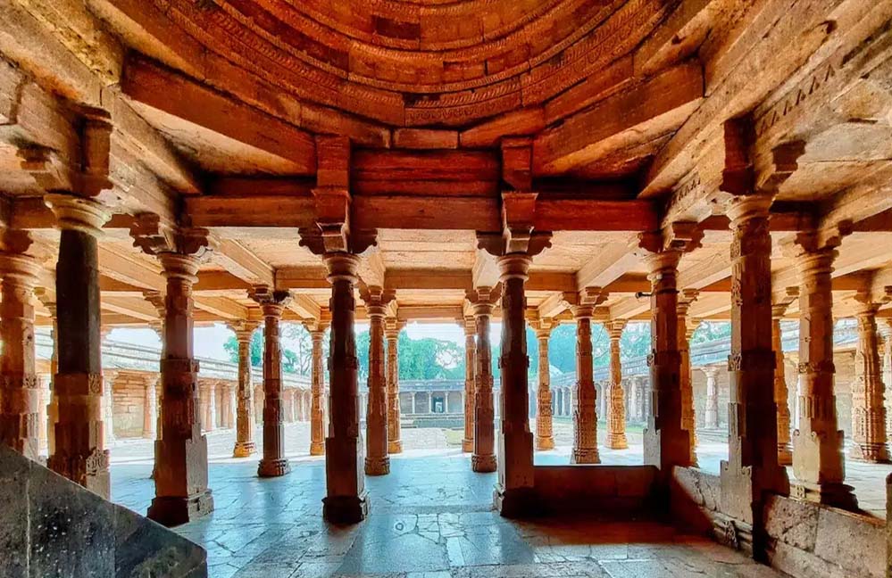 भोजशाला के पत्थरों ने खोला ऐतिहासिक राज, 16 मार्च की सुनवाई पर सभी की निगाहें