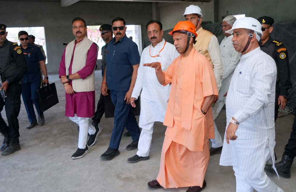 होर्डिंग, प्रदर्शनी एवं एलईडी वाहन के माध्यम से जन कल्याणकारी योजनाओं का हो प्रचार-प्रसार: मुख्यमंत्री