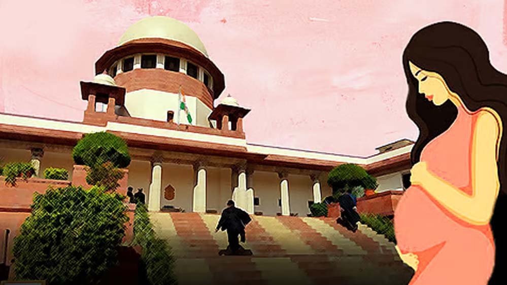 महिलाओं के अधिकार में सुप्रीम कोर्ट का ऐतिहासिक निर्णय, 12 सप्ताह का मातृत्व अवकाश और सरकार को आदेश