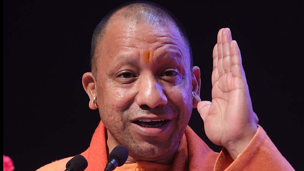 रामपुर, गोरखपुर, आगरा और प्रयागराज सहित 10 जिलों के अधिकारियों से सीएम योगी ने मांगी रिपोर्ट, अहम निर्देश दिए