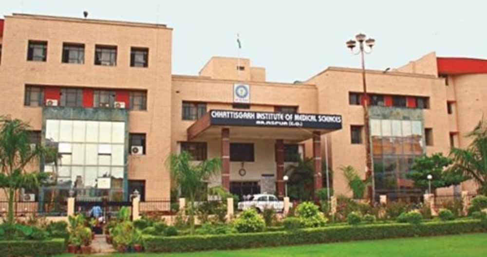 होली के बाद बढ़ी दिक्कतें, त्वचा-आंखों की समस्या लेकर सिम्स अस्पताल पहुंचे 465 मरीज