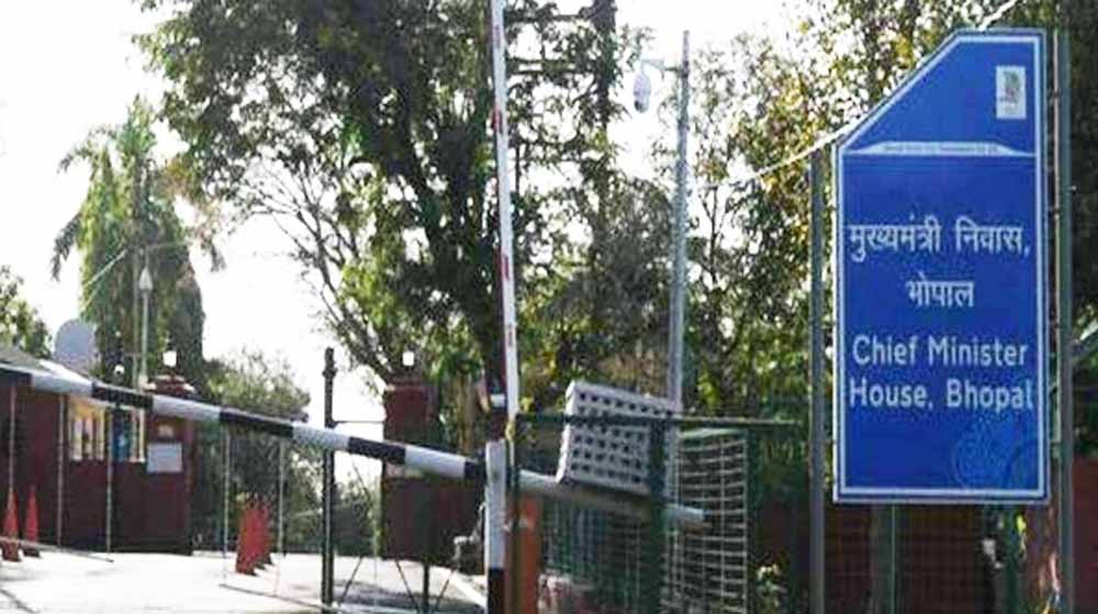 आंदोलन की धमकी पड़ी भारी! CM हाउस में BJP विधायक को सुननी पड़ी खरी-खरी