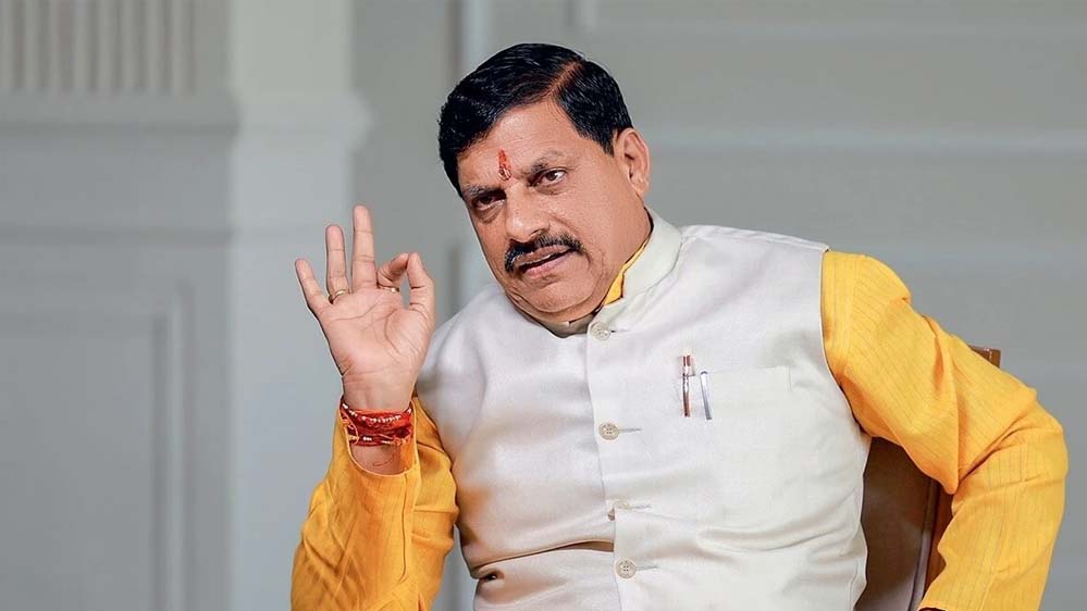 प्रशासनिक लापरवाही पर सख्त फैसले का सीएम मोहन ने लिया एक्शन, सवा दो साल में 18 आईएएस-आईपीएस पर की गई कार्रवाई