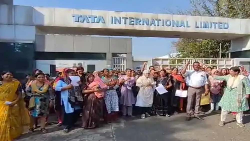 देवास में कोर्ट का फैसला, टाटा इंटरनेशनल को 80 महिला कर्मचारियों को फिर से काम पर रखने का निर्देश