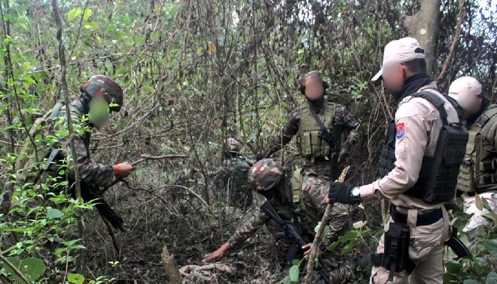 मणिपुर में सुरक्षाबलों का सख्त कदम, उखरूल में 6 अवैध बंकर तोड़े, हिंसा पर काबू पाने के लिए तैनाती बढ़ाई