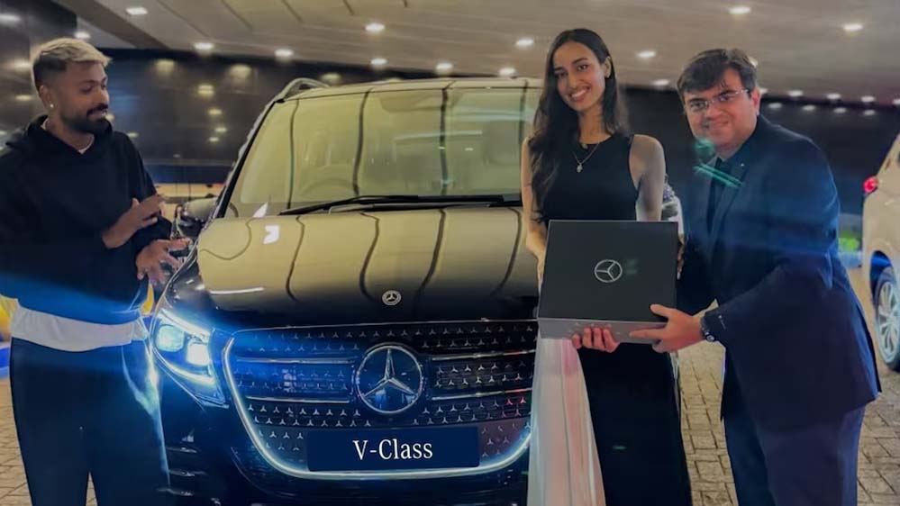 हार्दिक पंड्या ने माहिका को गिफ्ट की शानदार मर्सिडीज कार, कीमत जानकर हो जाएंगे हैरान