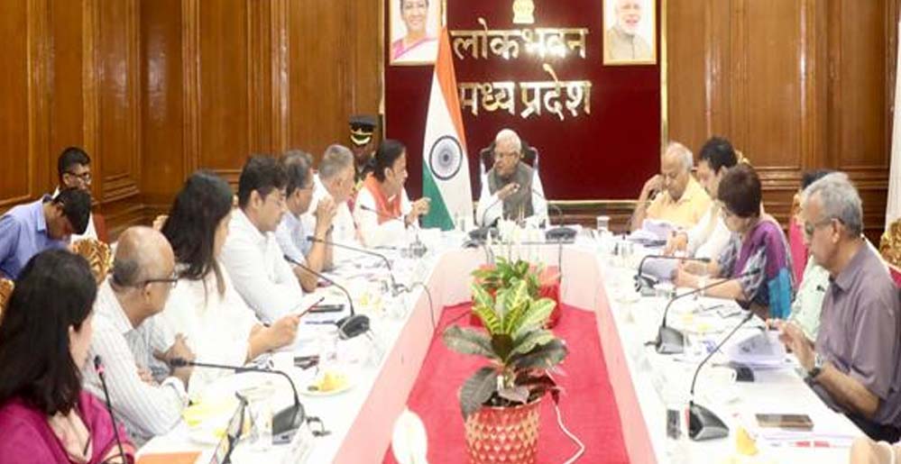 राज्यपाल पटेल का बयान: रोगियों के उपचार में सेवा भाव सबसे महत्वपूर्ण