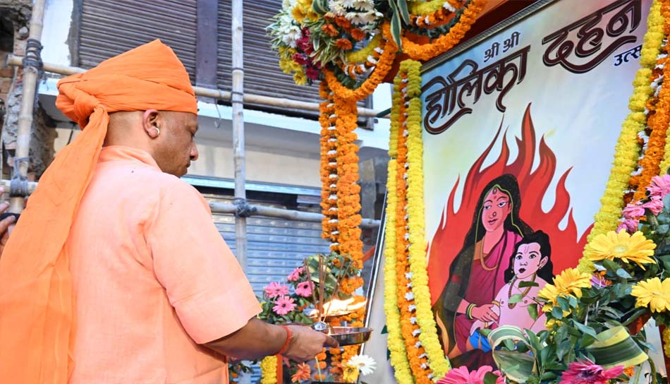 पूरी दुनिया में उपद्रव, पर पीएम मोदी के रूप में यशस्वी नेतृत्व करा रहा नए भारत का दर्शन: सीएम योगी