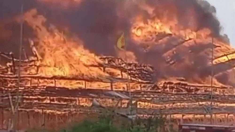 महायज्ञ में मची अफरा-तफरी: अयोध्या में आग से यज्ञशाला राख, बड़ा नुकसान