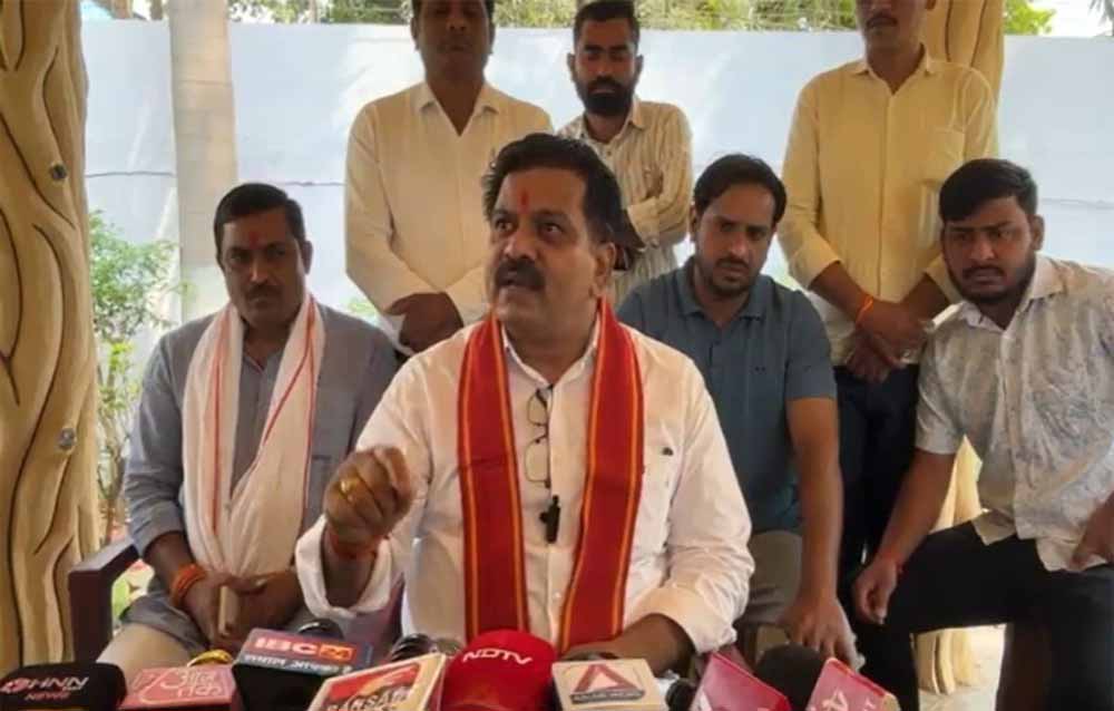 सुरक्षा बलों की बड़ी कामयाबी: कुख्यात नक्सली पापाराव का सरेंडर तय, कई माओवादी पहुंचे पुलिस की शरण में