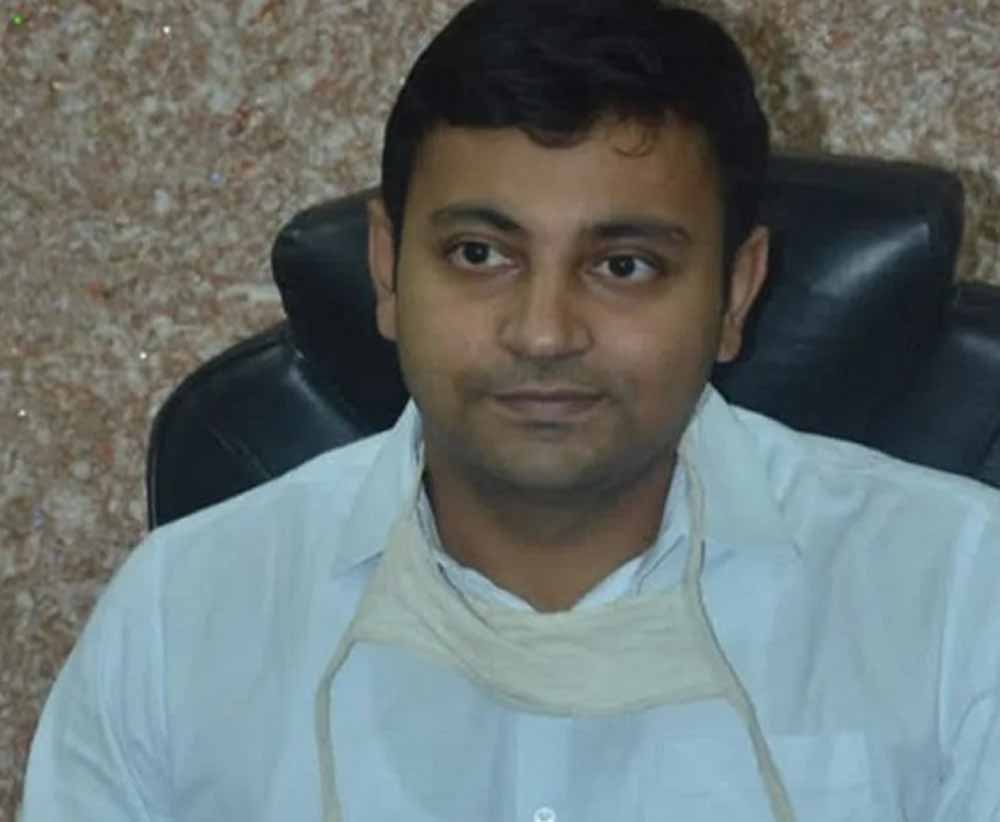 ब्यूरोक्रेसी में बड़ा बदलाव: रजत बंसल को नई जिम्मेदारी, IAS रवि मित्तल PMO रवाना