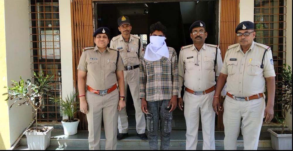 अजब चोर की गजब कहानी: डेढ़ महीने में भी नहीं खर्च कर पाया माल, पुलिस ने नाबालिग संग दबोचा आरोपी