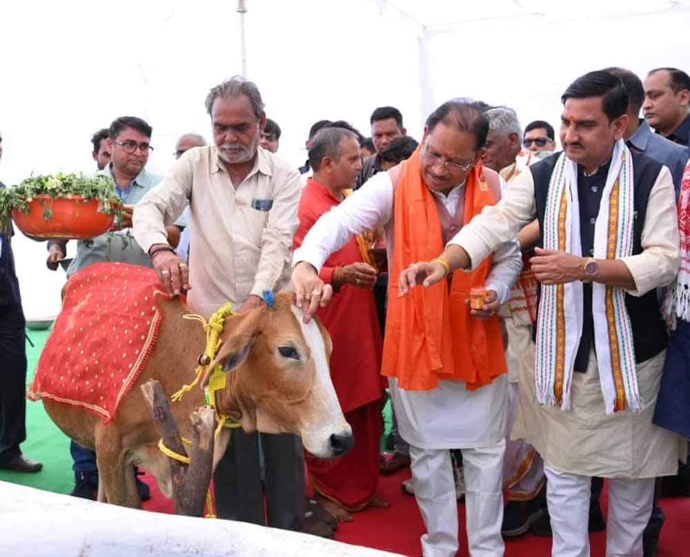 ग्रामीण अर्थव्यवस्था को सशक्त बनाएगी गौधाम योजना : मुख्यमंत्री  विष्णु देव साय