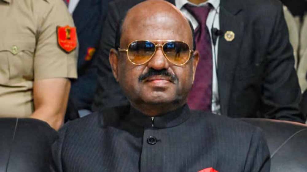 बंगाल में चुनाव से पहले हलचल, गवर्नर सीवी आनंद बोस के इस्तीफे पर ममता का बड़ा बयान