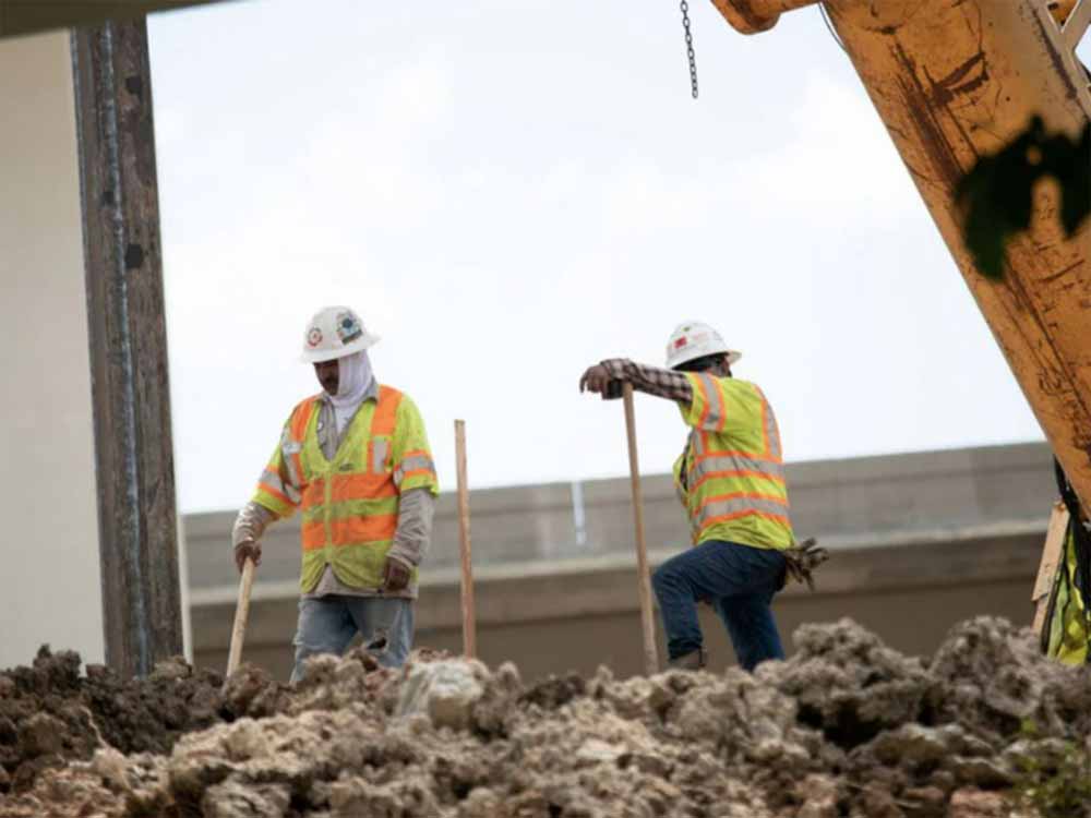 सभी श्रमिकों के कुशलक्षेम पर लगातार निगरानी,इजरायल में भारत के राजदूत के निरंतर संपर्क में योगी सरकार