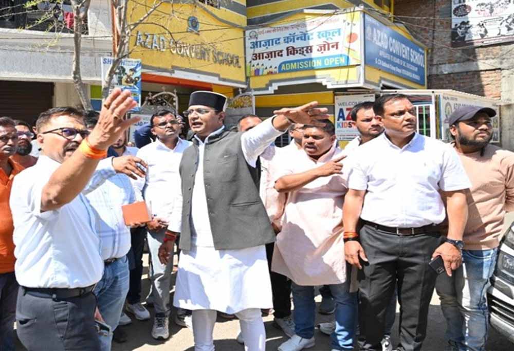 नरेला में अवैध कब्जों पर चलेगा बुलडोजर, मंत्री सारंग ने अधिकारियों को दिए निर्देश