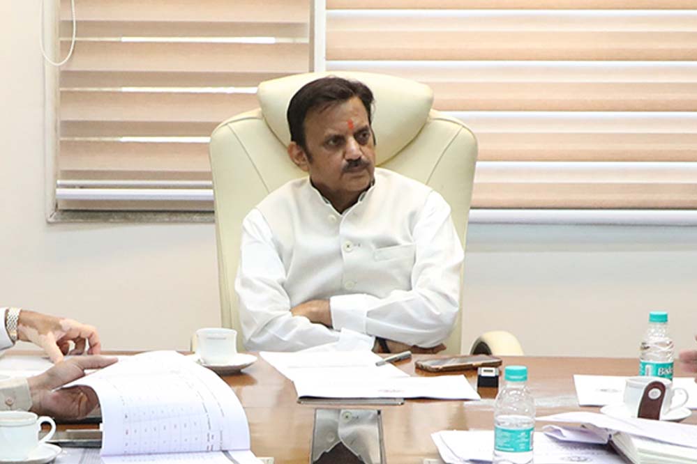 शक्ति केंद्र के माध्यम से महिलाओं के हर चरण में स्वास्थ्य सुरक्षा सुनिश्चित करेंगे: उप मुख्यमंत्री शुक्ल