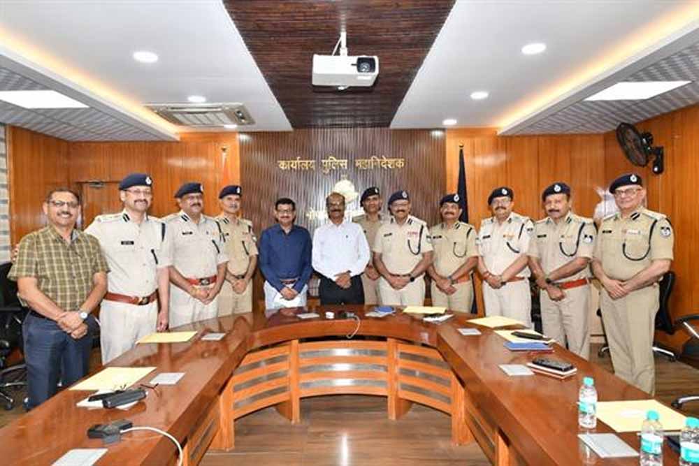 भर्ती प्रक्रिया में सुधार पर फोकस: DGP मकवाणा ने DIG स्तर के अधिकारियों के साथ की बैठक