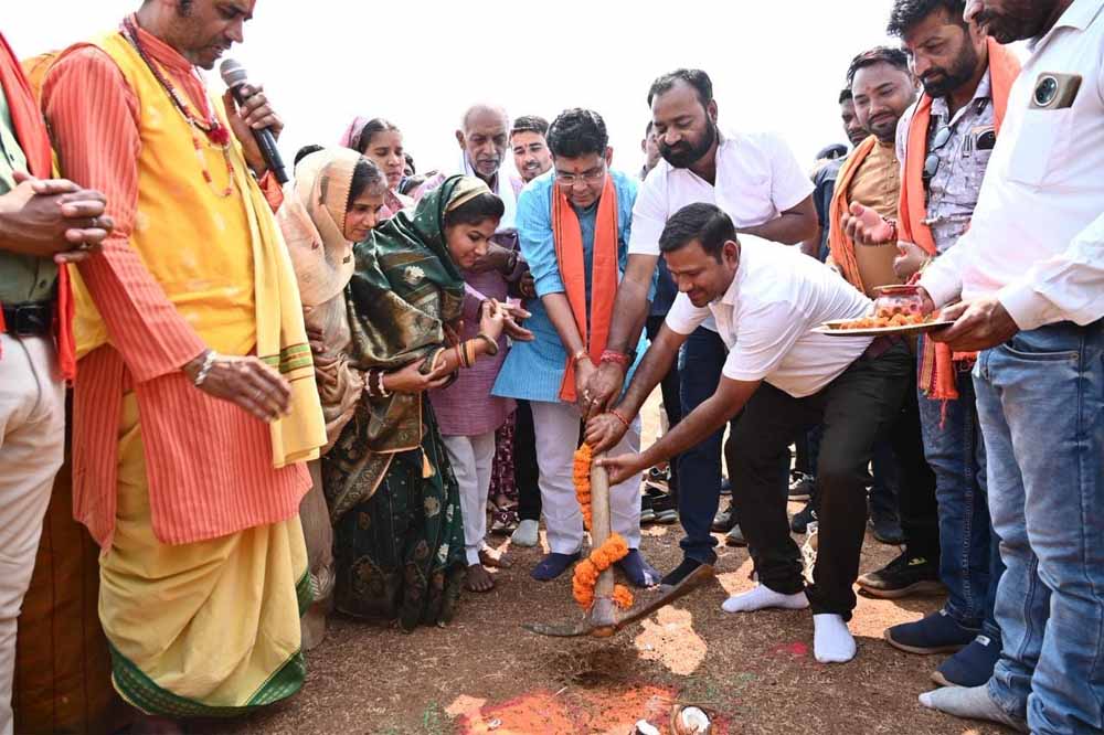 आधारभूत ढांचे को मजबूत करने के लिए सरकार लगातार कर रही काम: मंत्री टंक राम वर्मा