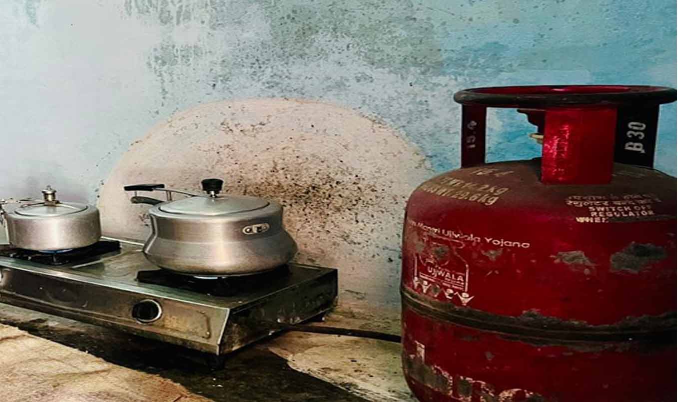 धुएँ से मुक्ति की ओर कबीरधाम: उज्ज्वला योजना 3.0 से 1339 परिवार लाभान्वित