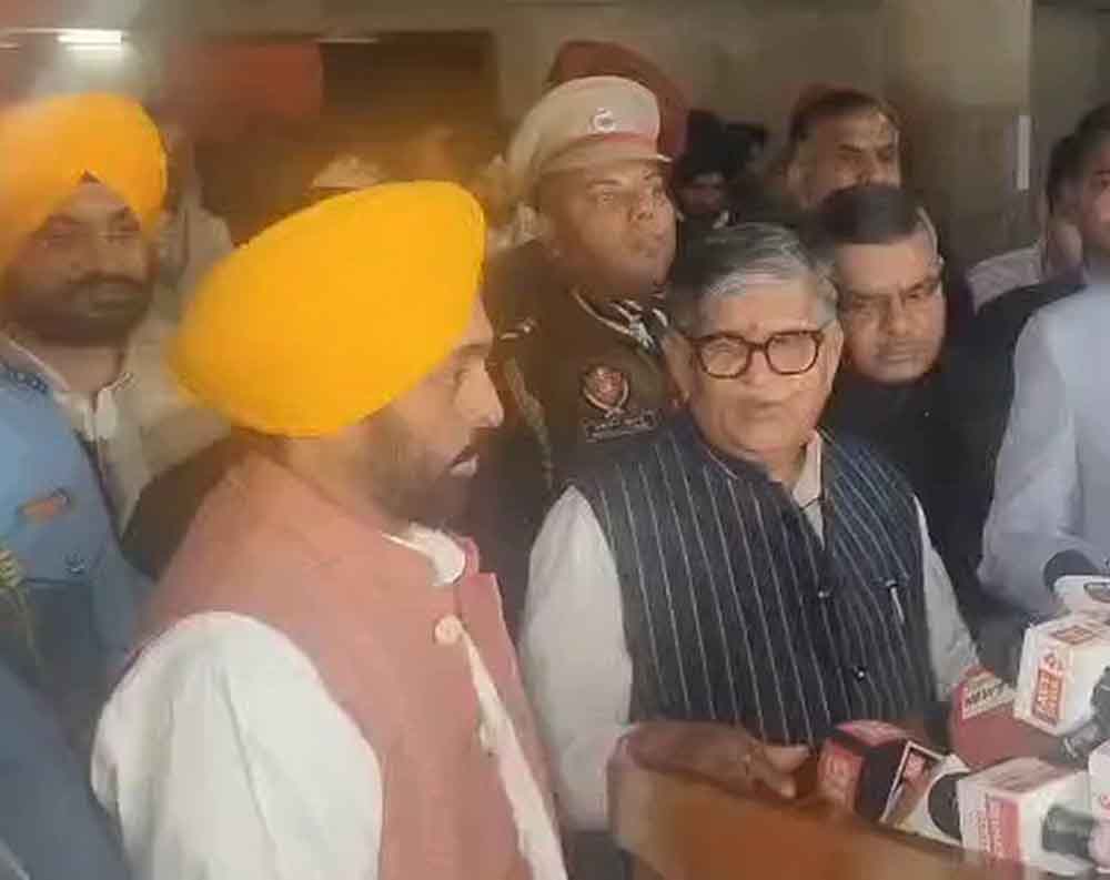 पंजाब विधानसभा में राज्यपाल कटारिया का भाषण: गिनाईं सरकार की उपलब्धियां, स्पीकर को दी अहम सलाह