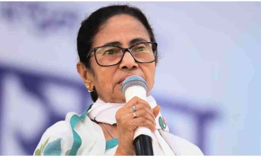 बांग्ला कार्ड खेल रहीं ममता बनर्जी: अंडा-मछली पर बयान के पीछे क्या है चुनावी रणनीति?